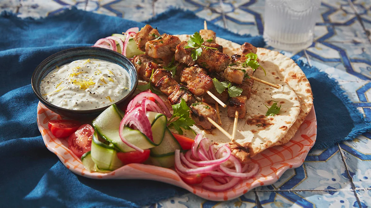 ẩm thực truyền thống Hy Lạp món thịt xiên nướng Souvlaki