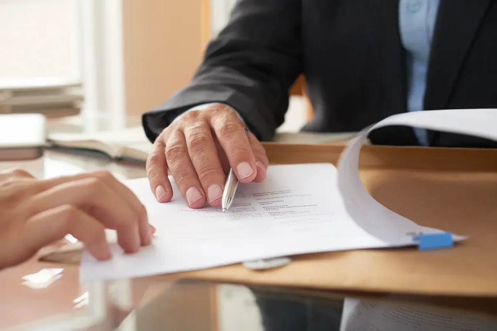 Quy trình rà soát pháp lý bất động sản trước khi ký hợp đồng mua bán tại Hy Lạp