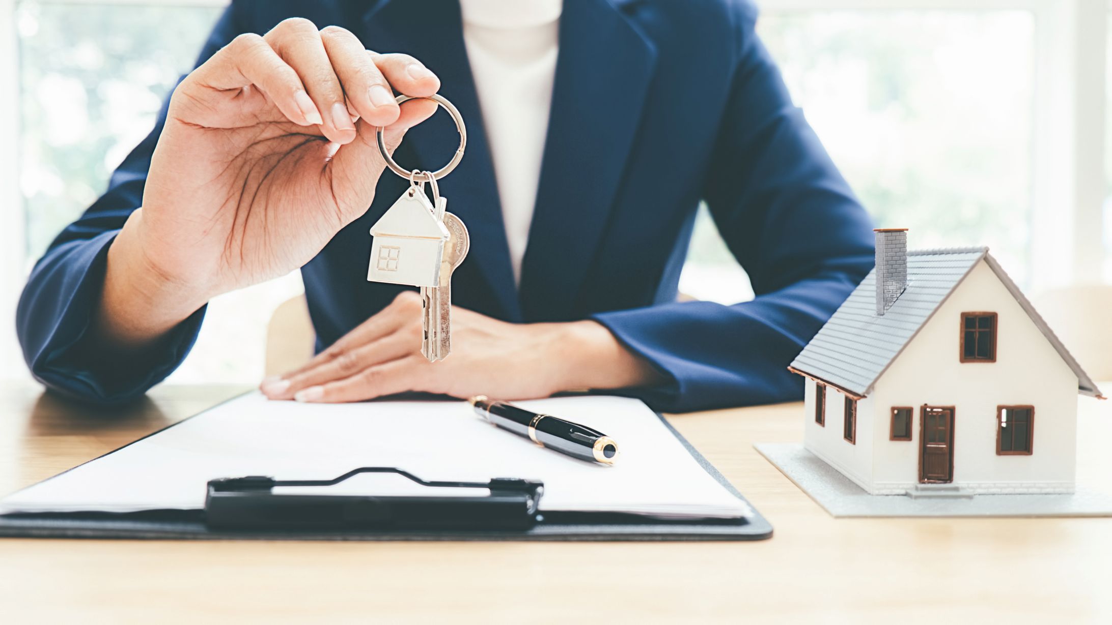 Kiểm tra chặt chẽ tính hoàn thiện pháp lý của bất động sản trước khi giao dịch – định cư Hy Lạp
